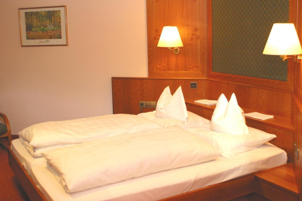 Hotel Ochsen Höfen an der Enz Exteriör bild