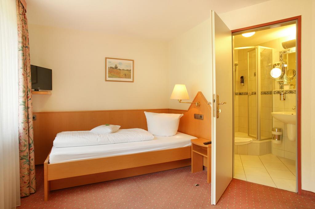 Hotel Ochsen Höfen an der Enz Exteriör bild